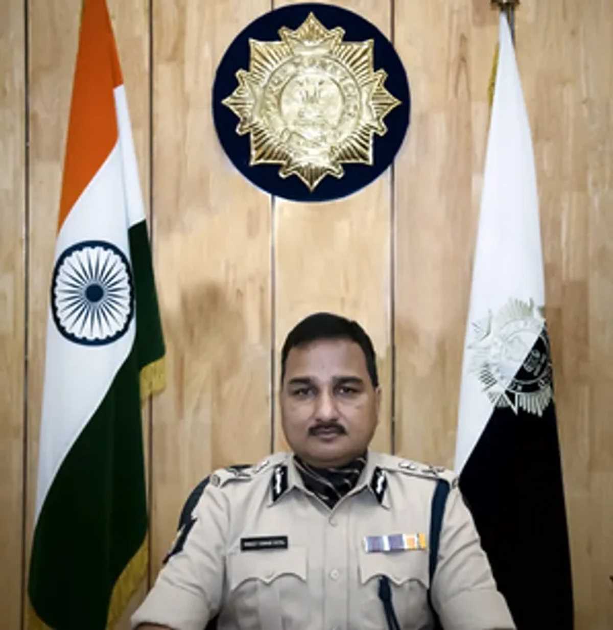 कोलकाता पुलिस कमिश्नर का पदक लें वापस, नेता विपक्ष सुवेंदु अधिकारी ने राष्ट्रपति मुर्मू को लिखा पत्र